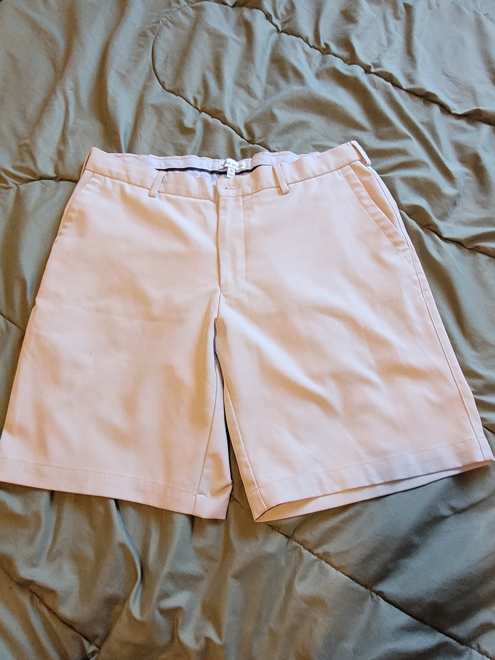 Peter Millar Light Beige Golf Shorts